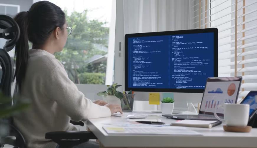 莒县企业数字化解决方案:机器学习赋能商业模式升级的核心路径